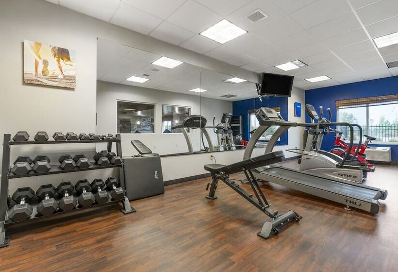 هتل Comfort Suites Redding  Shasta Lake