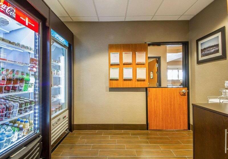 هتل Comfort Suites Redding  Shasta Lake