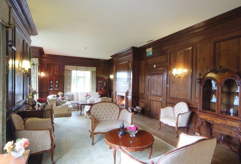ホテル Dunsley Hall