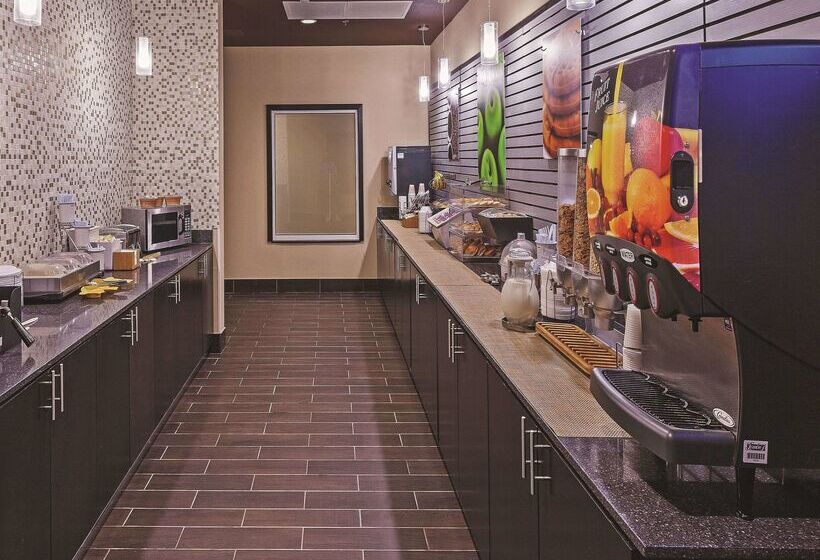 هتل La Quinta By Wyndham Wichita Falls   Msu Area