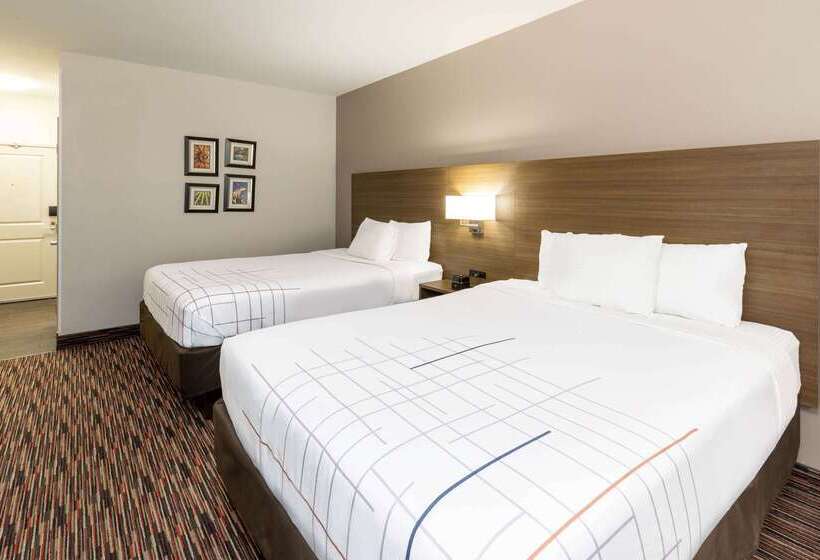 هتل La Quinta By Wyndham Wichita Falls   Msu Area