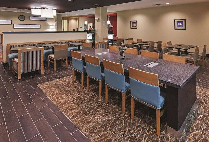هتل La Quinta By Wyndham Wichita Falls   Msu Area