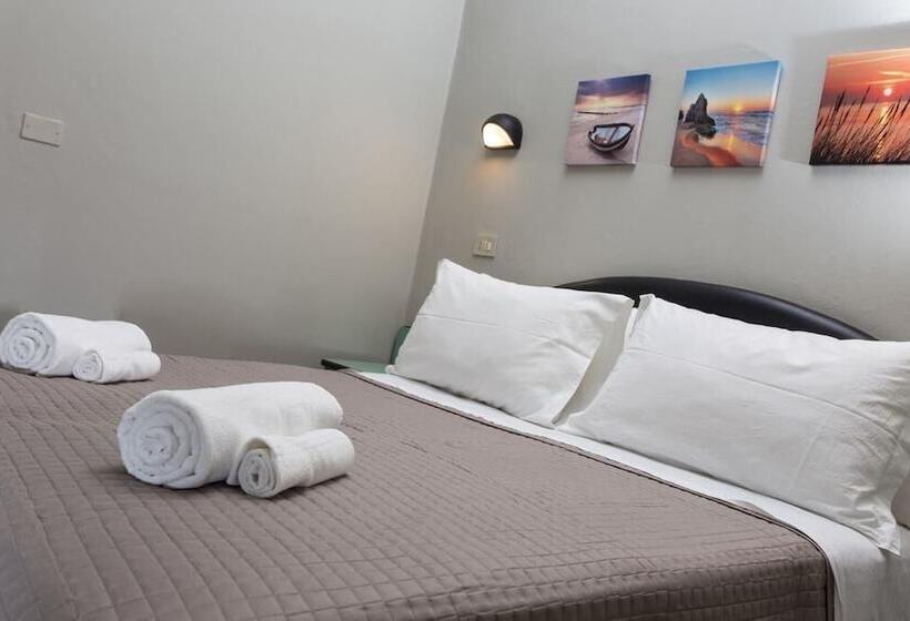 Fotos del hotel Mediterraneo: 1 Fotos del hotel Mediterraneo: 1