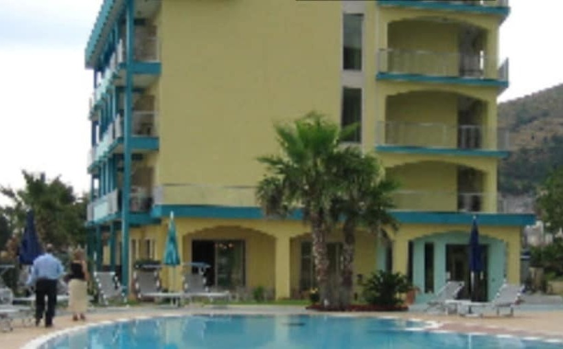 فندق Meridian
