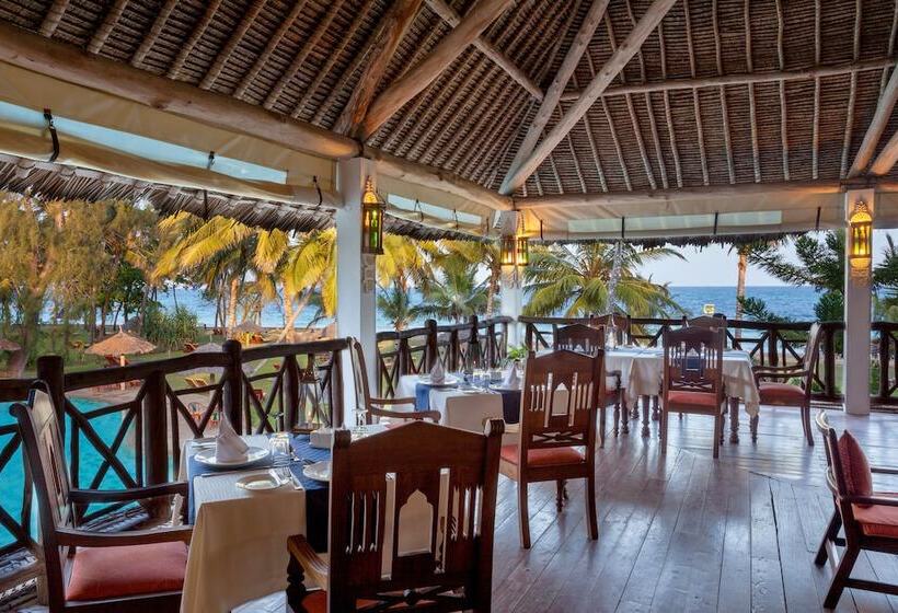 هتل Neptune Palm Beach Boutique Resort & Spa   All Inclusive