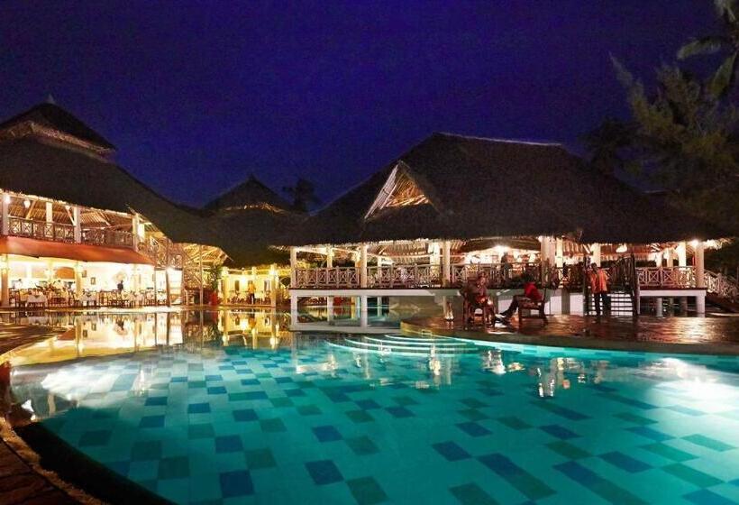 هتل Neptune Palm Beach Boutique Resort & Spa   All Inclusive