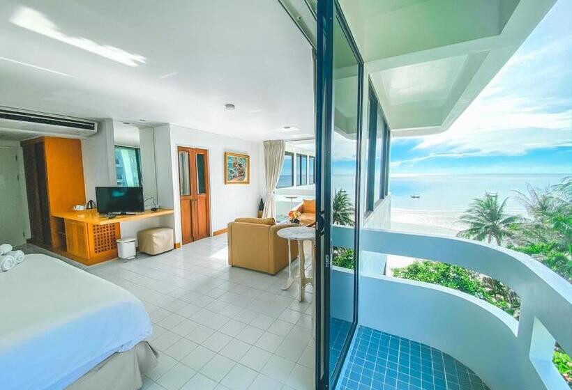 هتل Nern Chalet Beachfront