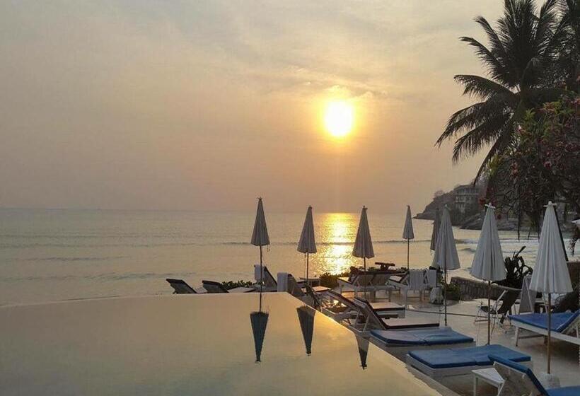 هتل Nern Chalet Beachfront