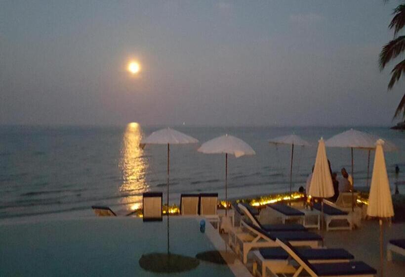 هتل Nern Chalet Beachfront