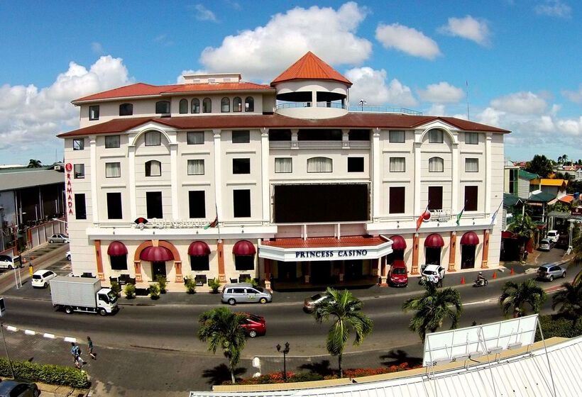 هتل Ramada By Wyndham Princess Paramaribo