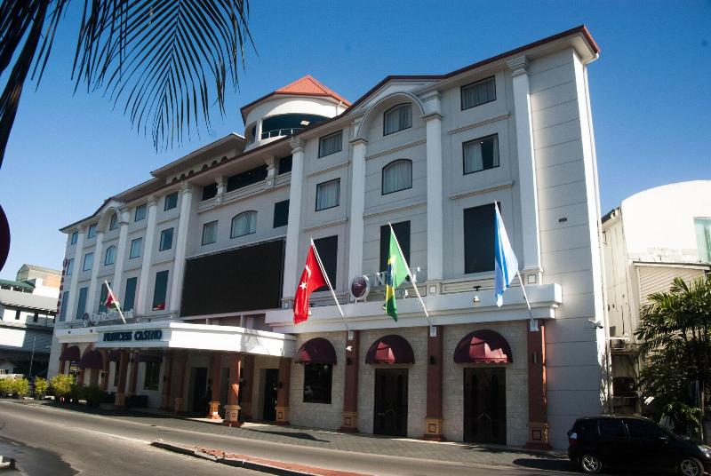 هتل Ramada By Wyndham Princess Paramaribo