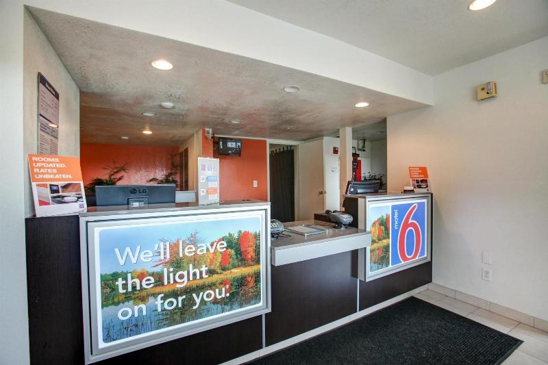 Motel 6 Elkton, Md