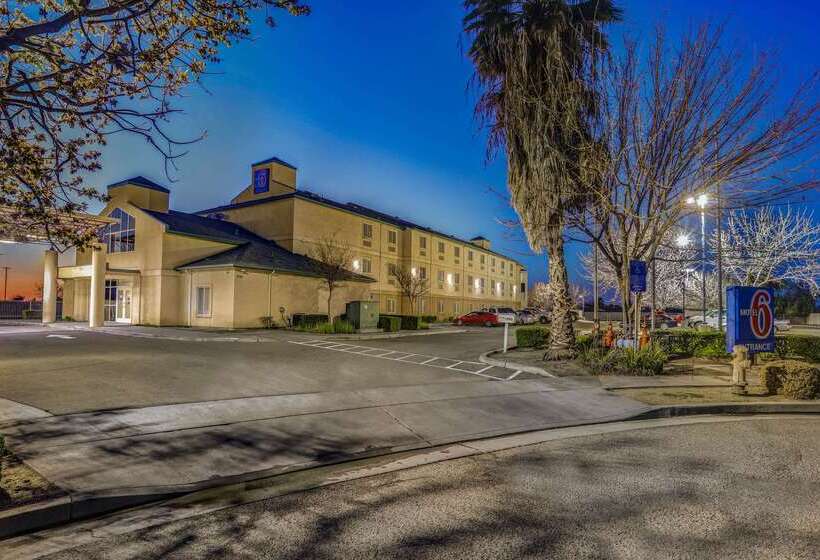 Motel 6 Lemoore, Ca