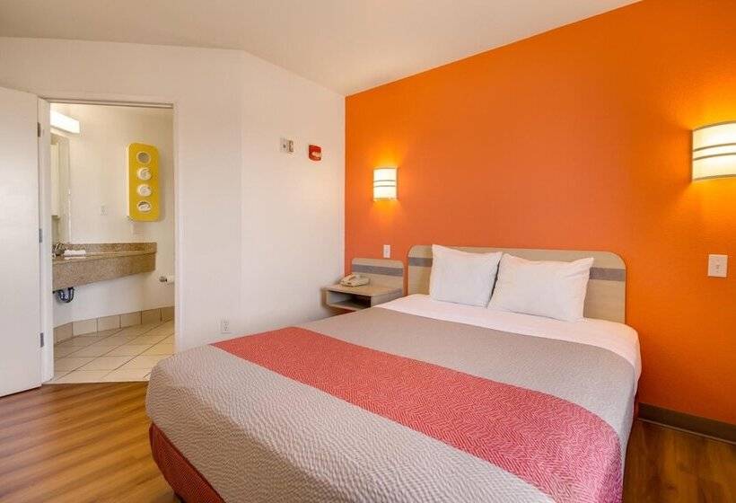 Motel 6 Lemoore, Ca