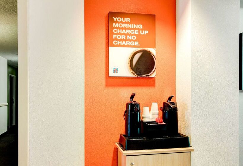 مُتل Park Inn By Radisson, Aurora