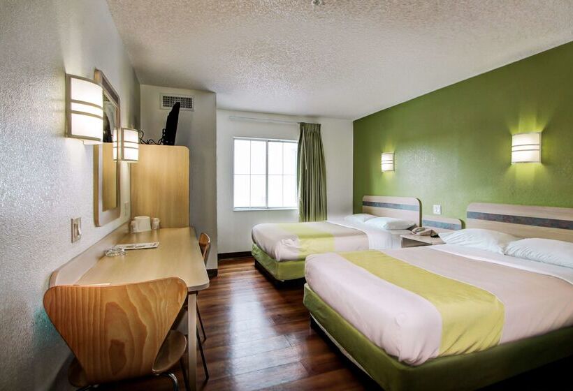 مُتل Park Inn By Radisson, Aurora