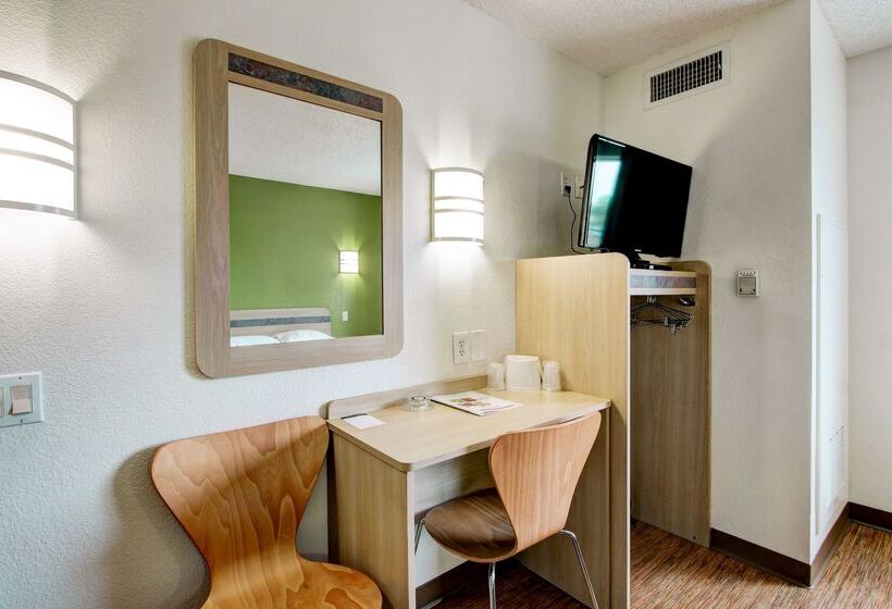 مُتل Park Inn By Radisson, Aurora