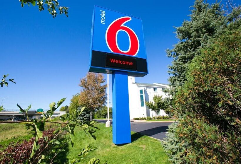Motel 6brooklyn Center, Mn  Minneapolis