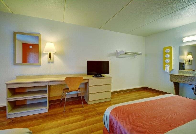 Motel 6chicopee, Ma Springfield