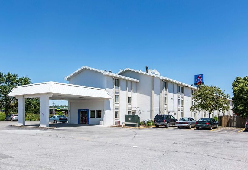 Motel 6council Bluffs, Ia  Omaha East