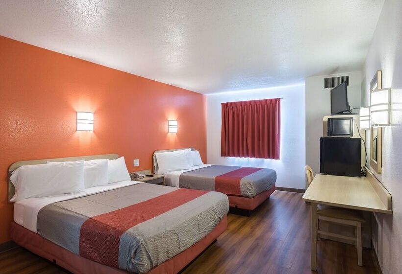 Motel 6dale, In
