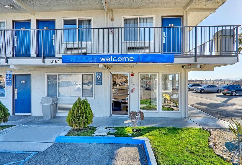 Motel 6lancaster, Ca