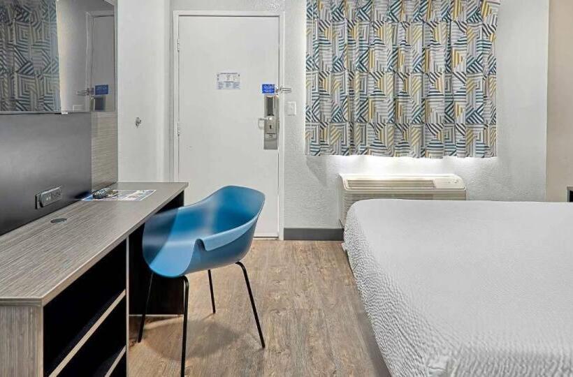 Motel 6 Lancaster, Ca
