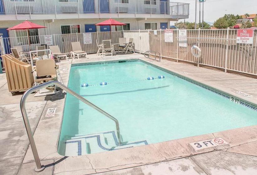 Motel 6 Lancaster, Ca