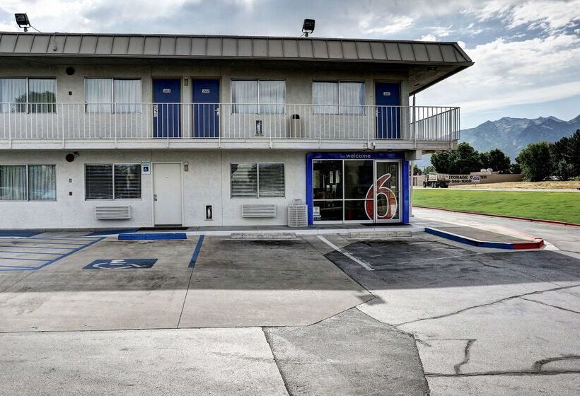 מוטל Econo Lodge Midvale