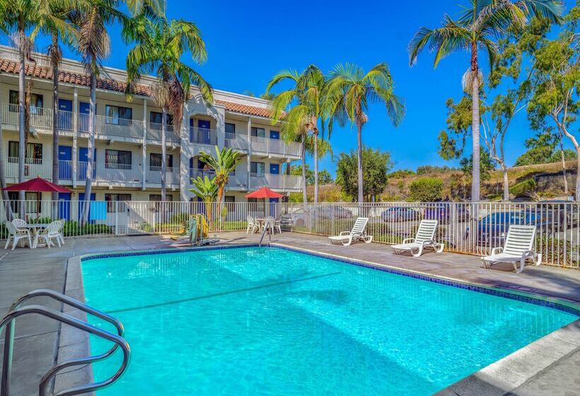 Motel 6oceanside, Ca