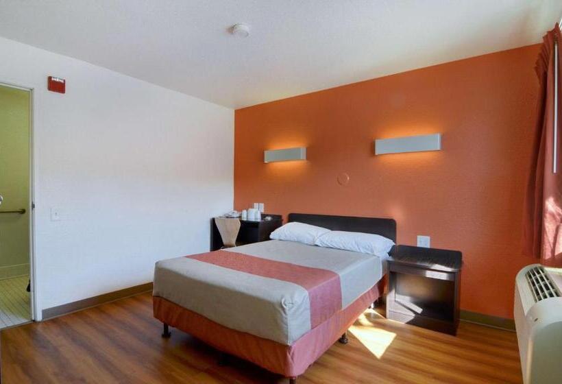 Motel 6palm Desert, Ca  Palm Springs Area