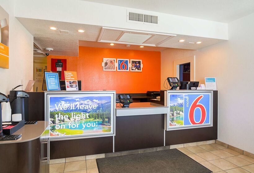 Motel 6pueblo, Co  I25