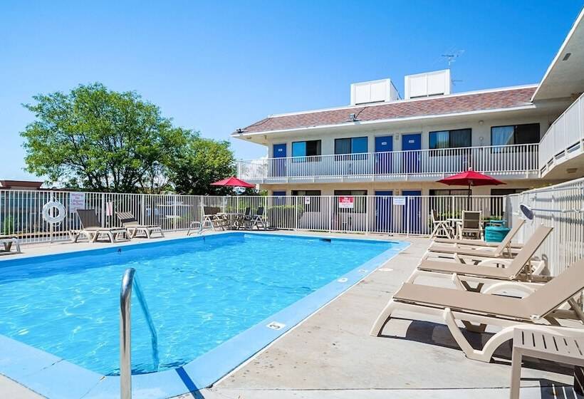 Motel 6pueblo, Co  I25