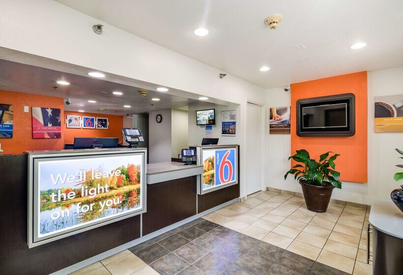 Motel 6rolling Meadows, Il  Chicago Northwest