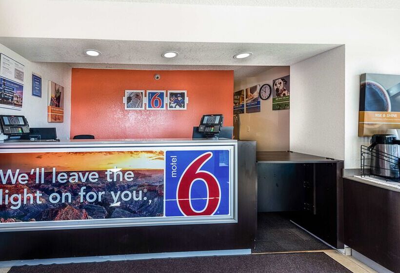 Motel 6sparks, Nv  Airport  Sparks