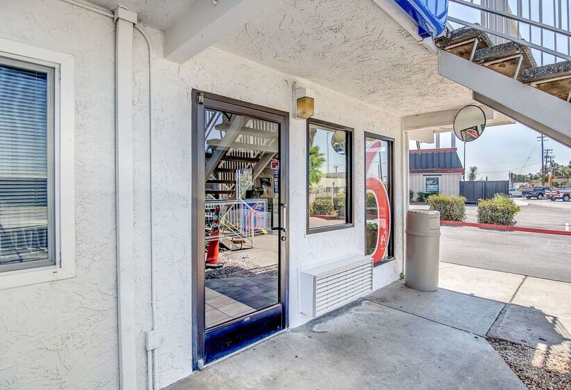 Motel 6stockton, Ca  Charter Way West