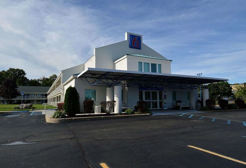 Motel 6tewksbury, Ma  Boston