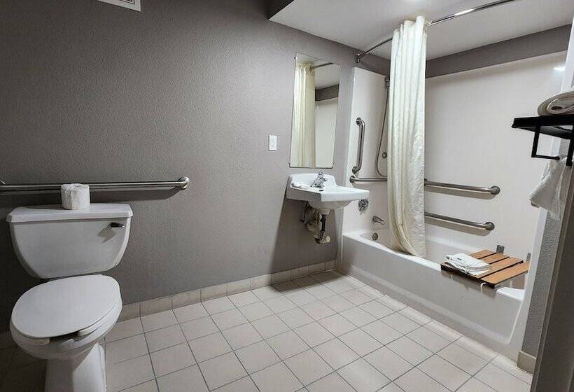 Motel 6webster, Tx  Houston  Nasa Lake