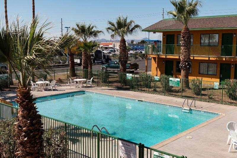 モーテル Budgetel Inn & Suites