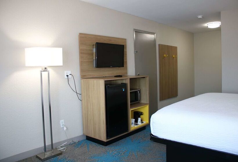 مُتل Days Inn By Wyndham Waco University Area