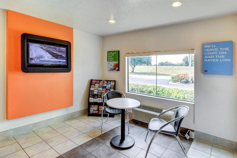 مُتل Days Inn By Wyndham Waco University Area