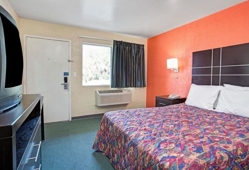 فندق على الطريق Knights Inn Jacksonville North