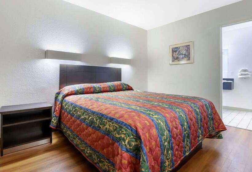 فندق على الطريق Rodeway Inn Winston Salem Route 52