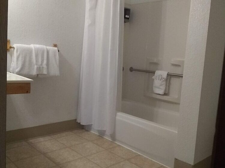 فندق على الطريق The Orca Inn