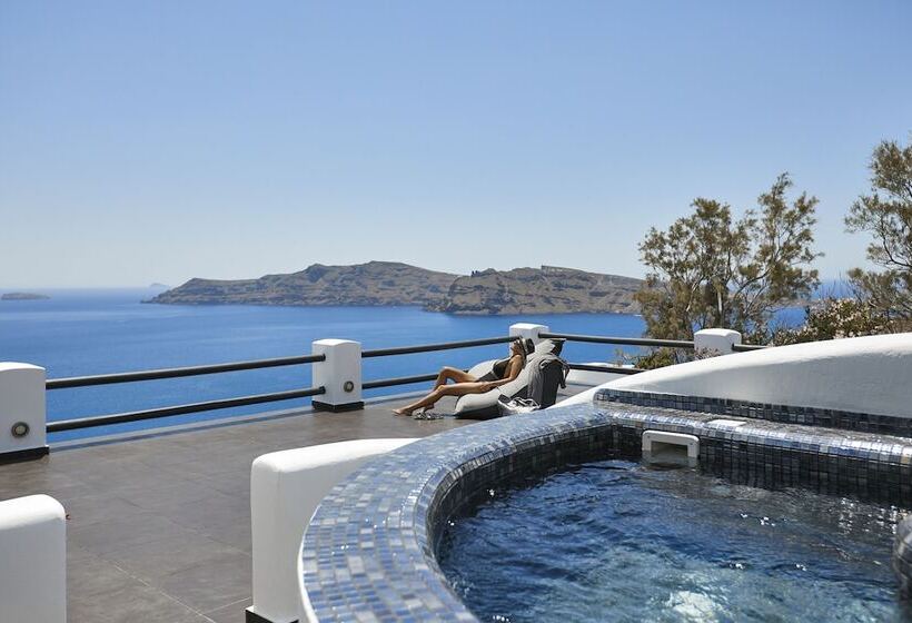 Oia Suites