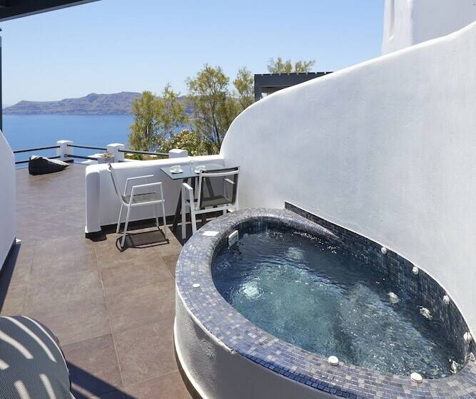 Oia Suites
