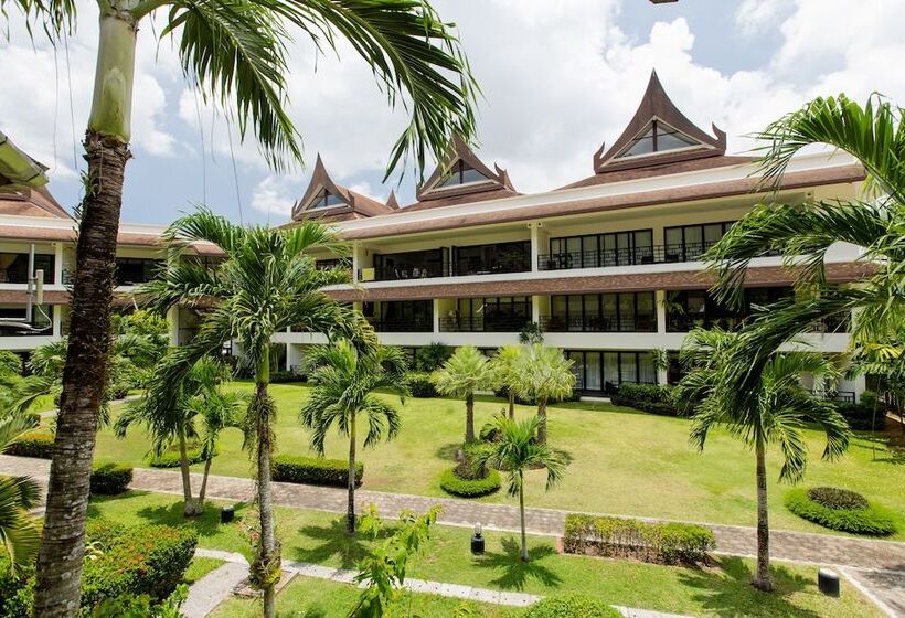 Serenity Lakeside Resort
