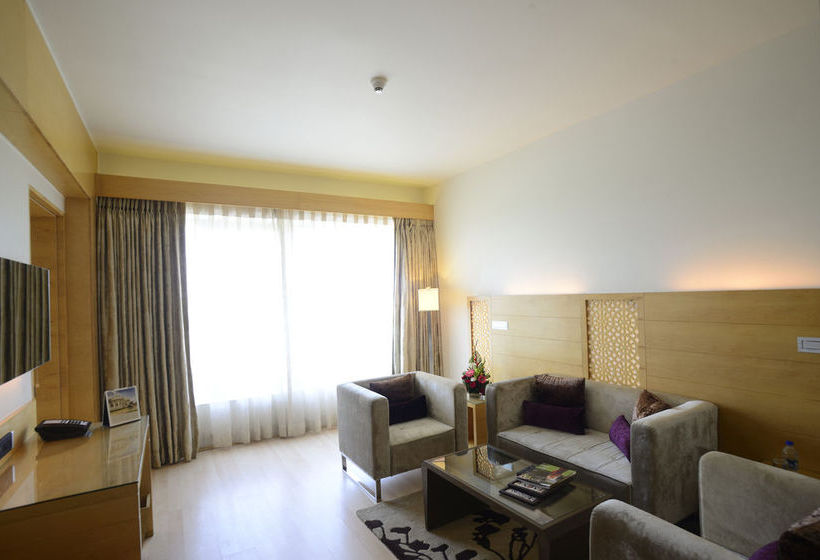 The Gateway Hotel Ge Road Raipur