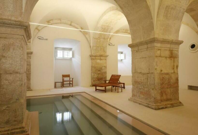 هتل Montebelo Mosteiro de Alcobaça Historic