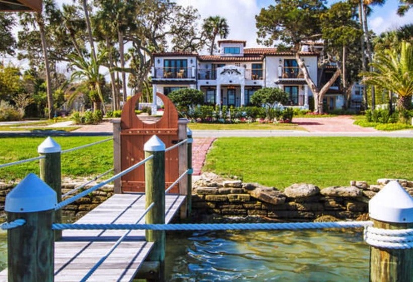 مبيت وإفطار Black Dolphin Inn